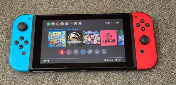 کنسول نینتندو سوییچ مدل استاندارد(کارکرده)