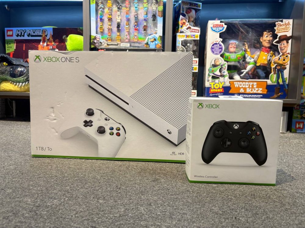 کنسول بازی مایکروسافت Xbox One S 1TB استاندارد به همراه دو دسته (کارکرده) - Image 5